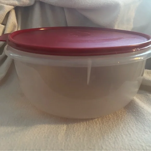 Tupperware Mixing Bowl - Picture 2 of 4